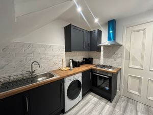 Photo 17- click for photo gallery